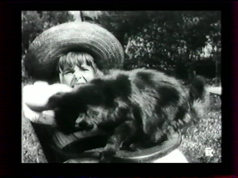 Lumière »La petite fille et son chat« (F 1900)